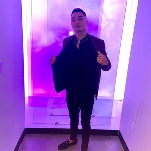 Meet your Posher, Nicholas